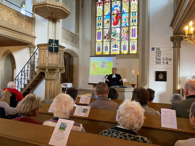 Ergreifender Demenzgottesdienst in der Stadtkirche Bad Rappenau